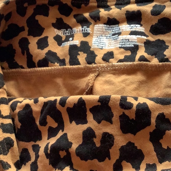 Wild Fable Shorts - Picture 3 of 3